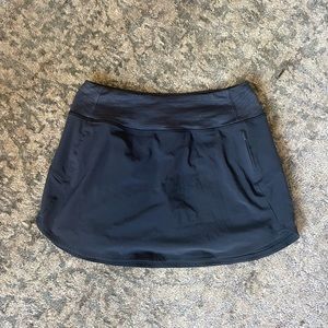 Outdoor Voices skort